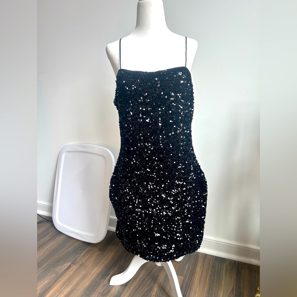 Never worn Sequin black H&M dress